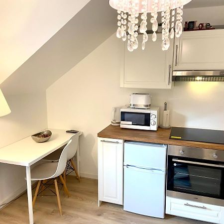 London Studio Self Contained, Newly Furbished Eksteriør billede